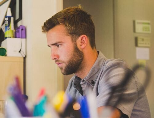 Admin earns scholarship